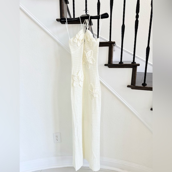 Meshki White Crochet Maxi Dress with Floral Appliqué - Picture 5 of 6